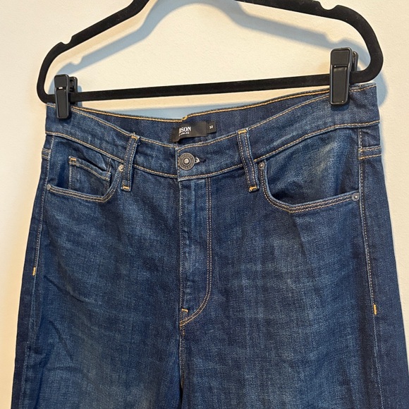 Hudson Holly Straight Jeans in Deep Indigo with Contrast Stitching and Raw Hem - Picture 6 of 8